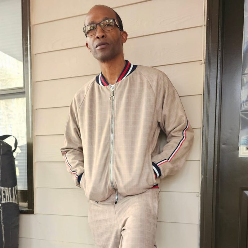 Customer photo review: Jermaine D. in a beige plaid Gentlemen tracksuit