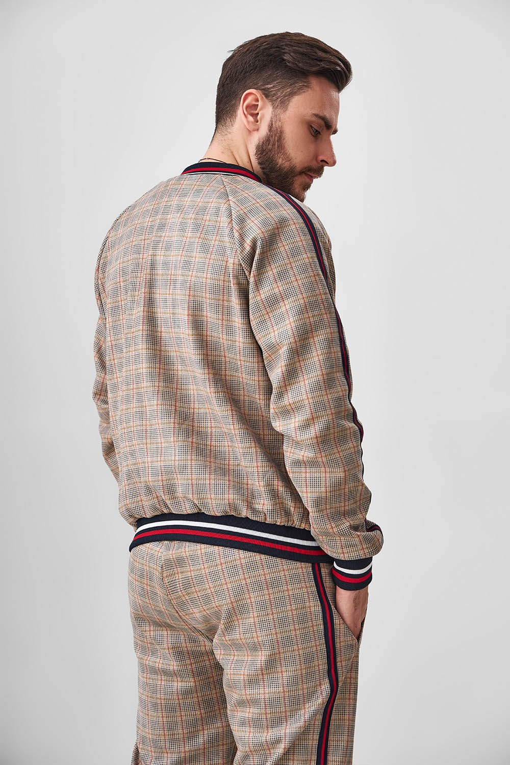 Beige Plaid Gentlemen Tracksuit — close-up of the jacket back