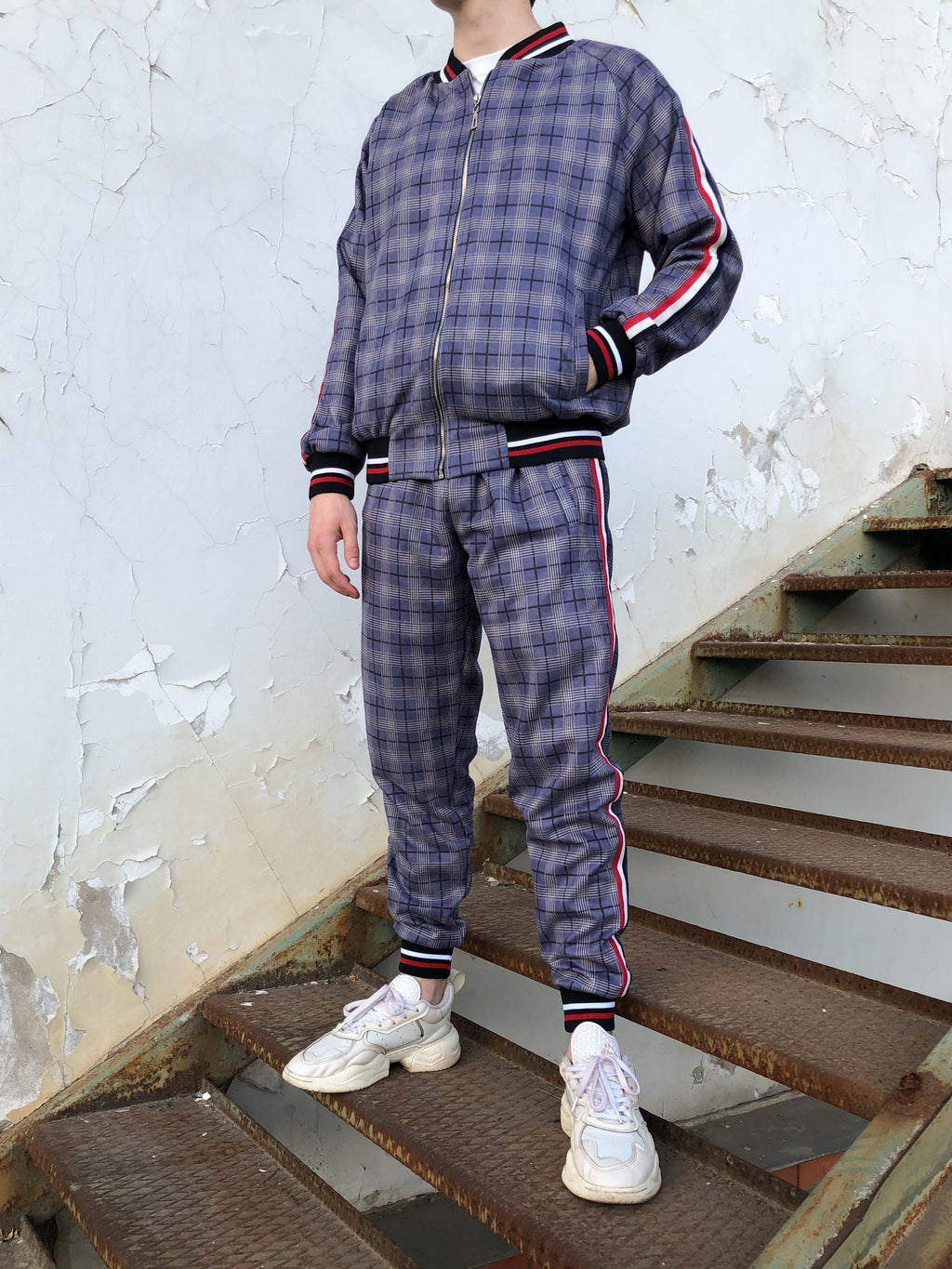 Gentlemen Tracksuit — plaid bomber jacket and joggers, front view
