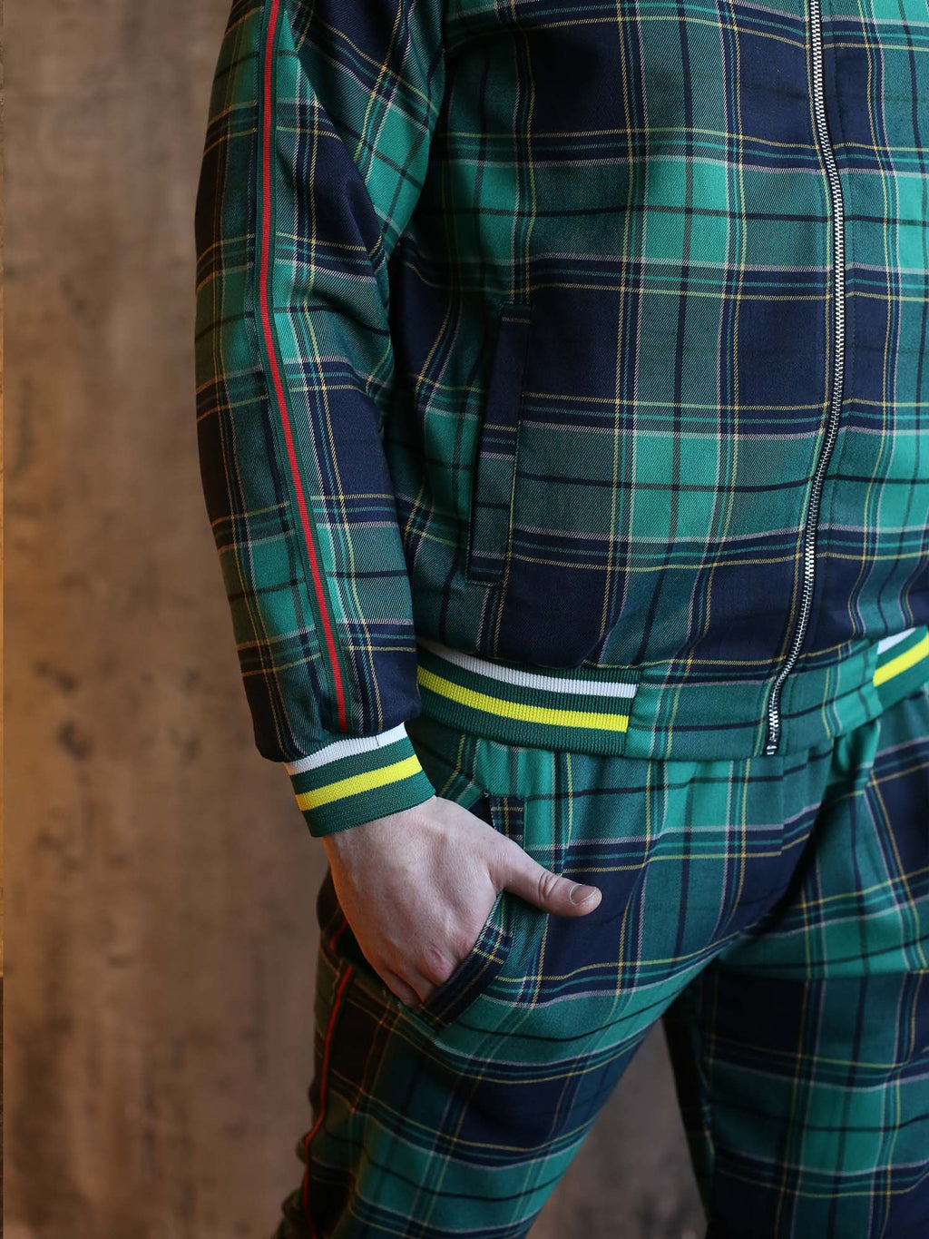 Green & Navy Tartan Gentlemen Tracksuit — close-up of the cuff and pocket