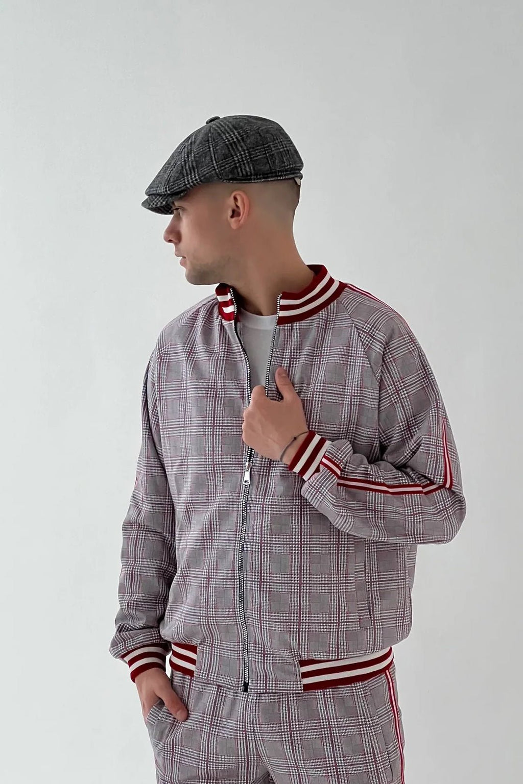Tartan Plaid Gentlemen Tracksuit — close-up of the bomber jacket