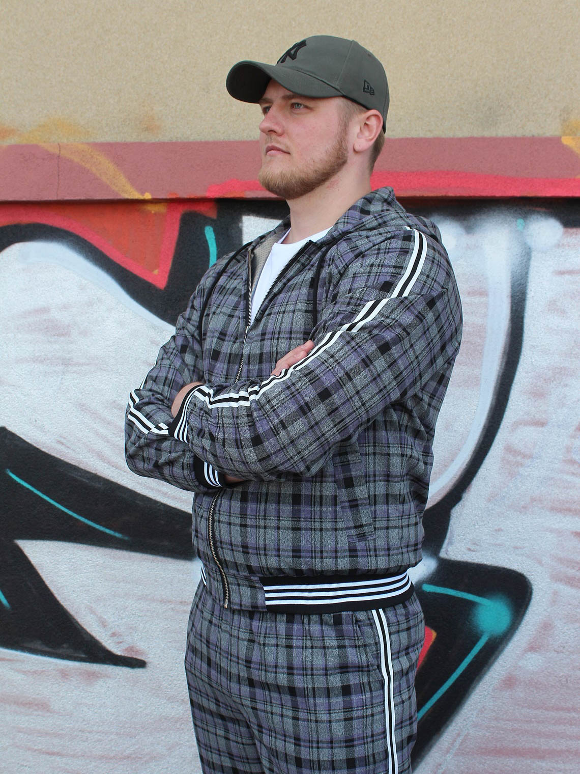 Premium Slate Grey Tartan Hooded Gentlemen Tracksuit — close-up of the bomber jacket